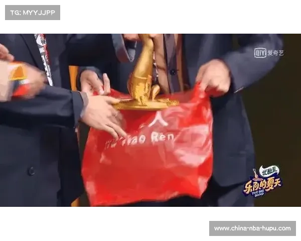 【高尔夫联赛·人物·动态》拉夫劳伦总裁称品牌在华新增消费者以年轻、女性和价格低敏感为主