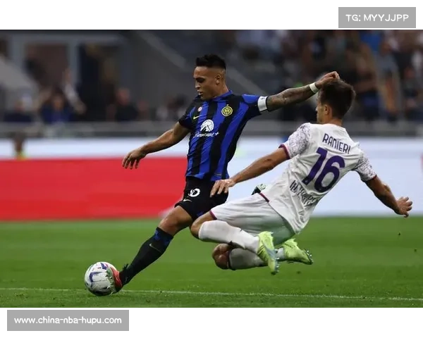 佛罗伦萨2-1击败科莫，保级球队展现顽强斗志