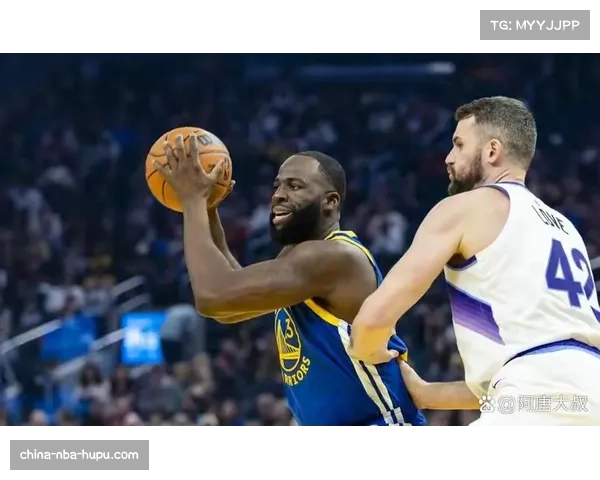 实时:爵士第三节三分球11投1中,分差被迅速拉开至20分 实时:爵士第三节三分球11投1中,分差被迅速拉开至20分